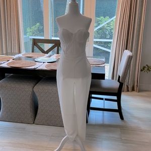 White jumper never worn